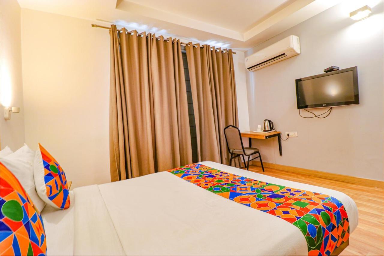 Fabhotel Majestic Jpm I ニューデリー エクステリア 写真