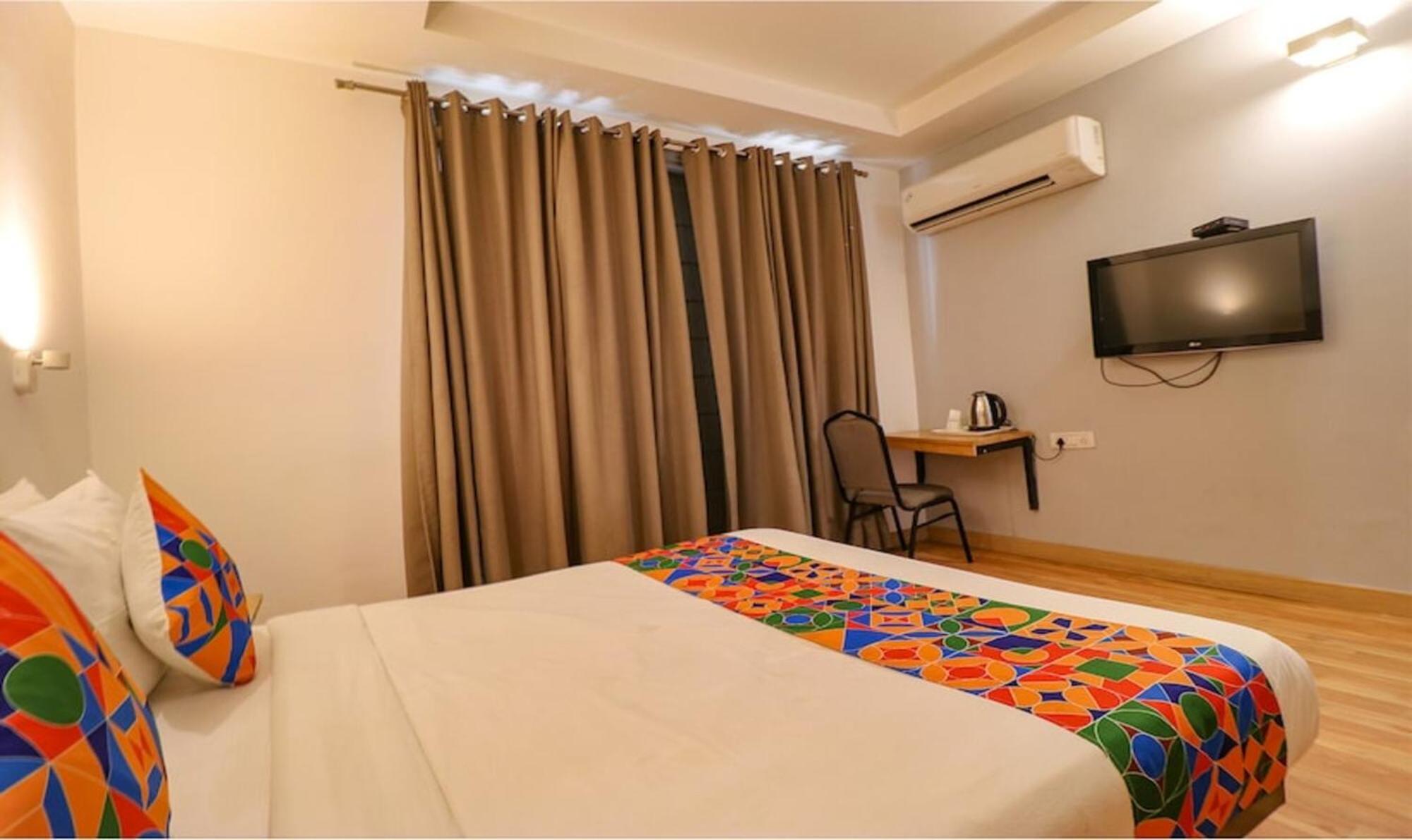Fabhotel Majestic Jpm I ニューデリー エクステリア 写真